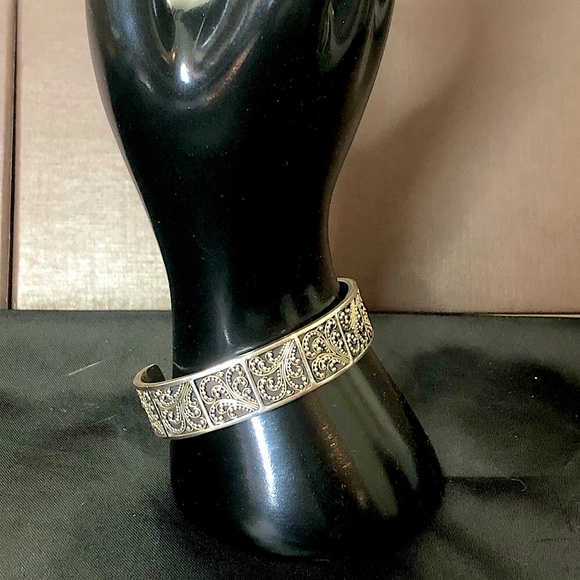 Sterling Silver Granulated Oxidized Scroll Cuff Bracelet Vintage - Picture 17 of 17